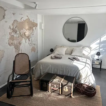 בית נופש Le Petit Cocon De Breuilpont